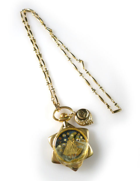 Q-pot.×美少女戦士セーラームーン... ムーンフェイズの懐中時計ネックレス