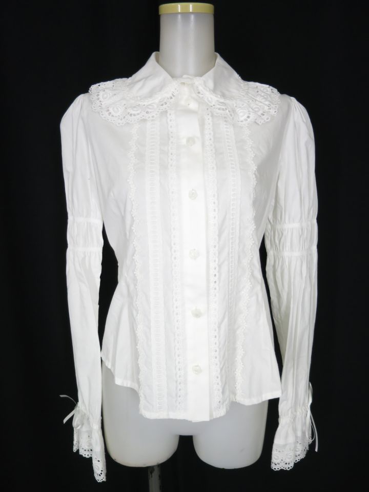 BABY, THE STARS SHINE BRIGHT 後ろピンタックブラウス