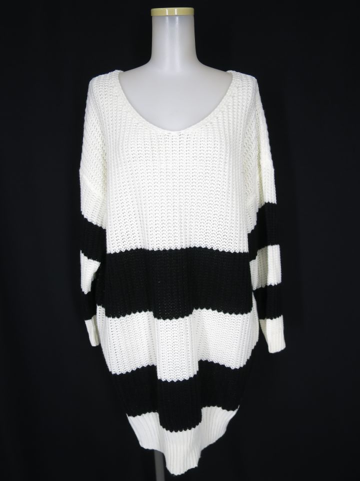 KRY CLOTHING ボーダーニットセーター