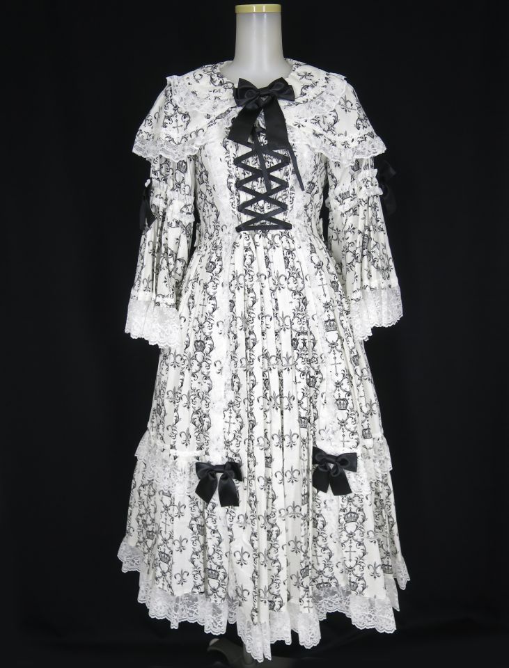 Metamorphose クラウンクロス ケープ付ロングドレス