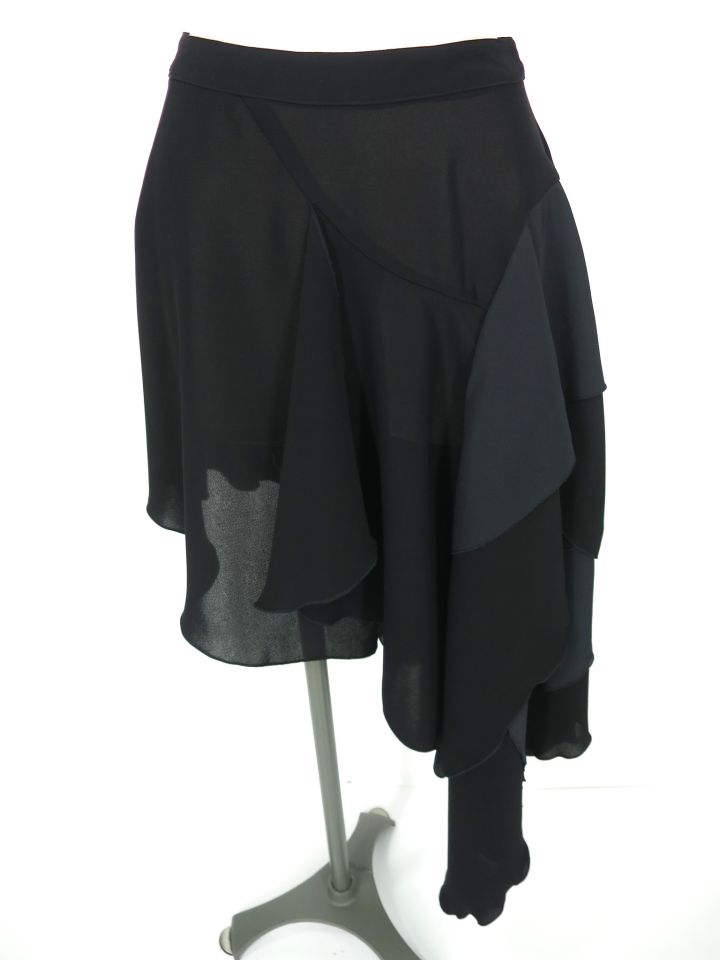 PRESENCE! アシンメトリースカート