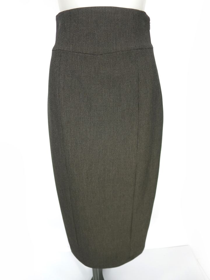 NO.S PROJECT ロベルタスカート