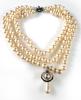 Vivienne Westwood 3連パールネックレスチョーカー